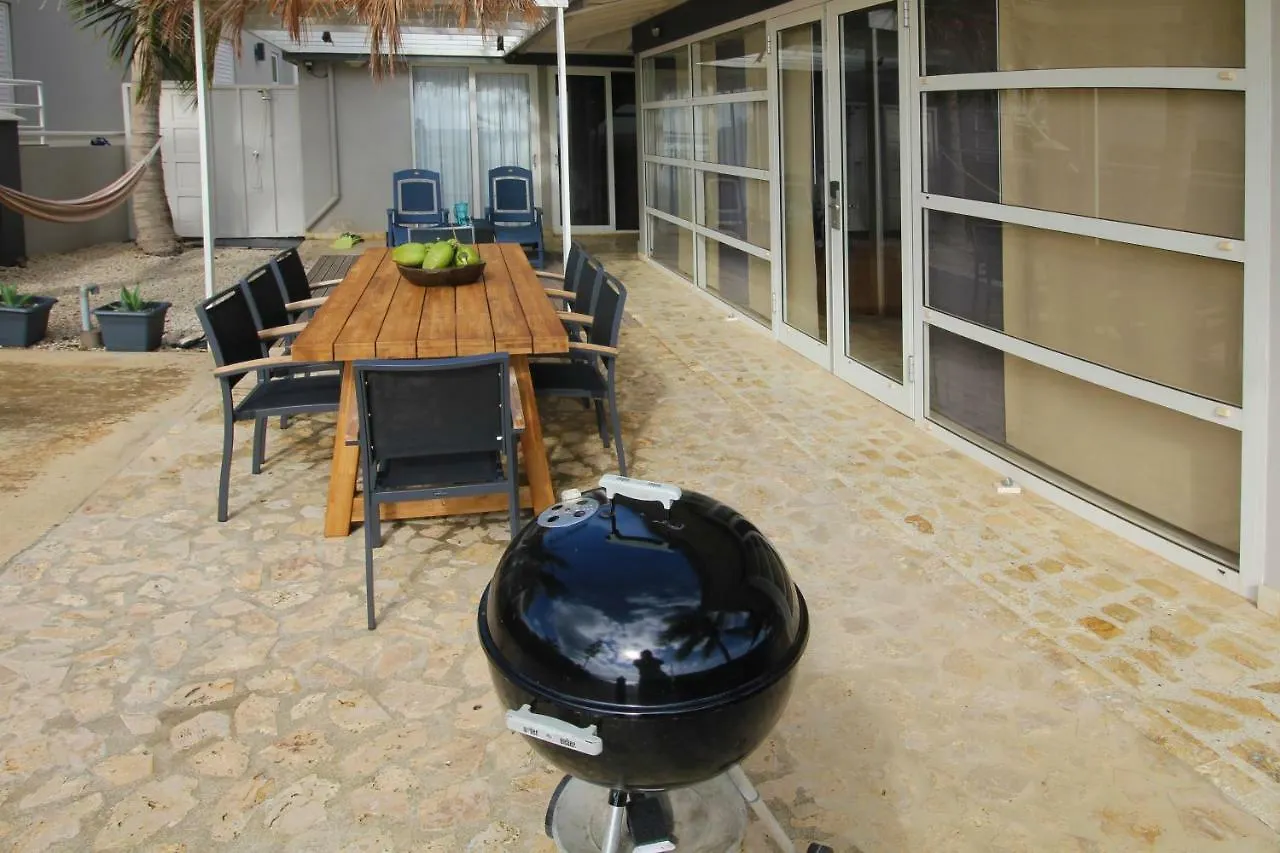 Bonaire Seaside Apartments